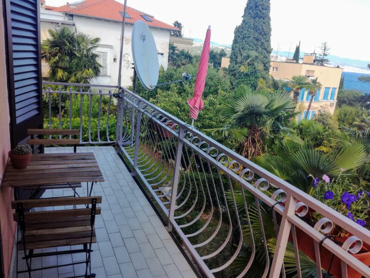 Vacation Home Opatija Buitenkant foto